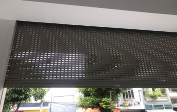 Mẹo Sử Dụng Cửa Cuốn Úc Tiết Kiệm Điện