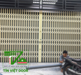 CỬA KÉO ĐÀI LOAN U KEM LÁ XÁM